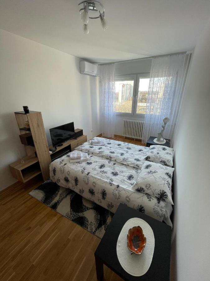 New Belgrade Apartment Exterior photo